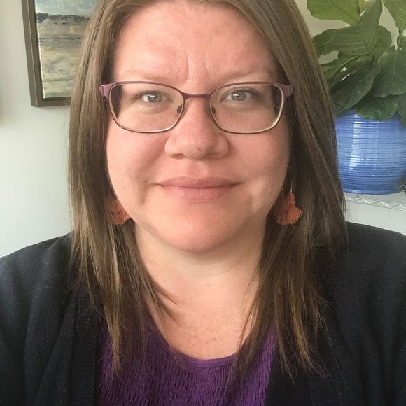 Meet your Posher, Amy - Picture 1 of 1